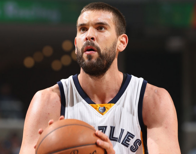 “NBA历史最佳阵容评选结果揭晓，球迷热议”.