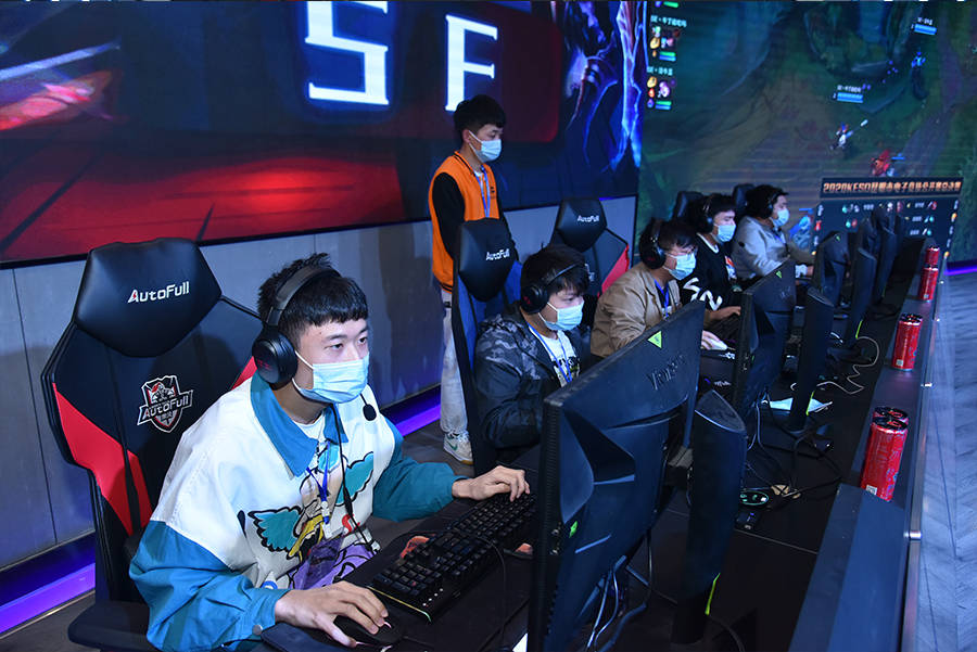 曼晚报道曼联伤员可能回归的时间.